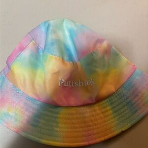New Puttshack Mini Golf Rainbow Bucket Hat Accessory Adult Unisex One Size